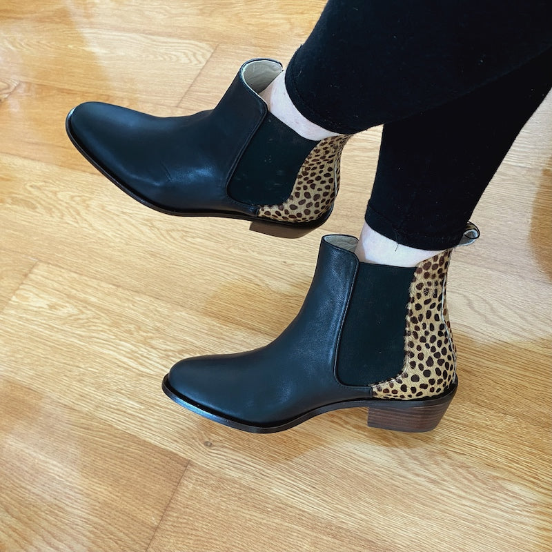 Winter Limited - Black and cheetah prints leather Boots, Sizes 37, 38, 39, 40 (New)