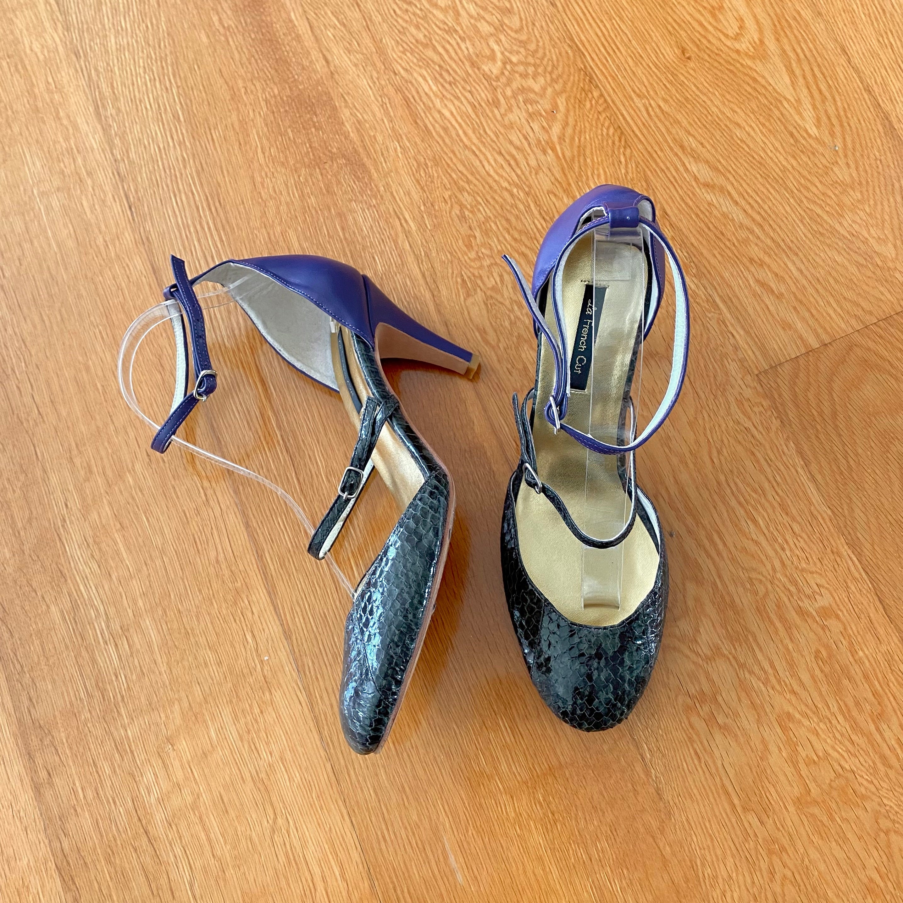 Fitting/ display Sample - Purple leather & Dark grey snake pumps, size 40 (Grade A)
