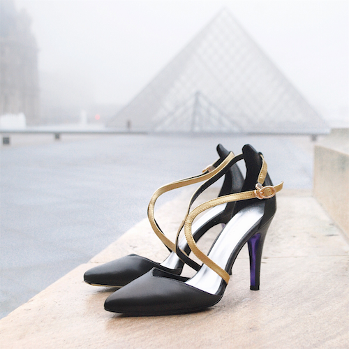 Fitting/ displays - Black and Gold pointy leather Pumps - Sizes 38, 40 (Grade A)