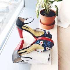 Spring Limited - Black and Red platform Sandals with embroideries