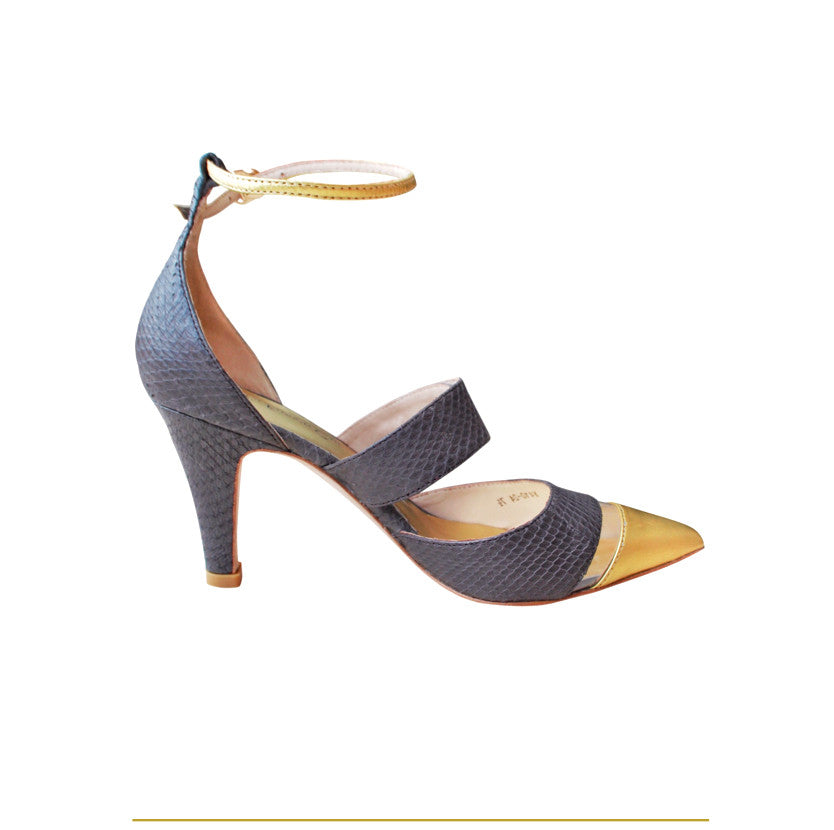 Fitting/ display Sample - Gold leather & Beige snake pointy pumps, size 37.5 (Grade B)